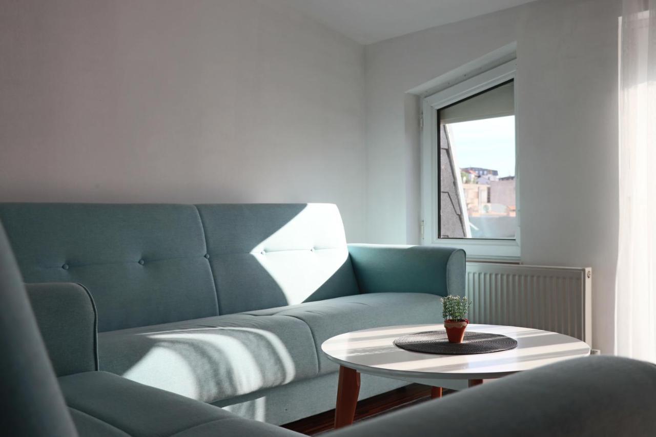 Malda'S Apartment Pristina Eksteriør billede